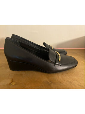 Preston & York 9.5 Ellen Black Gold Wedge Loafers heels shoes